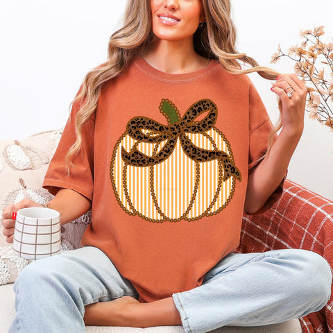 Striped Pumpkin tee